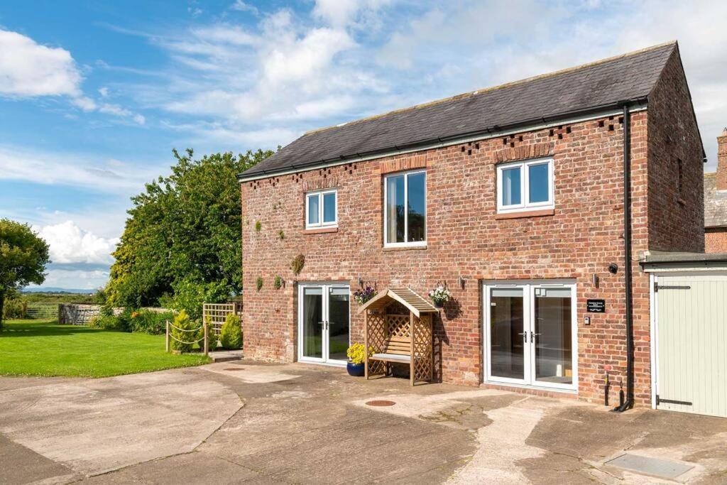 Church House Barn Lake District & Solway Coast With Solway Firth Views シロス エクステリア 写真